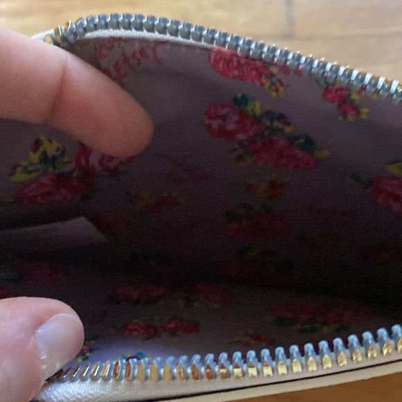 Betsy Johnson Floral Watercolor Clutch Wristlet - Picture 5 of 9